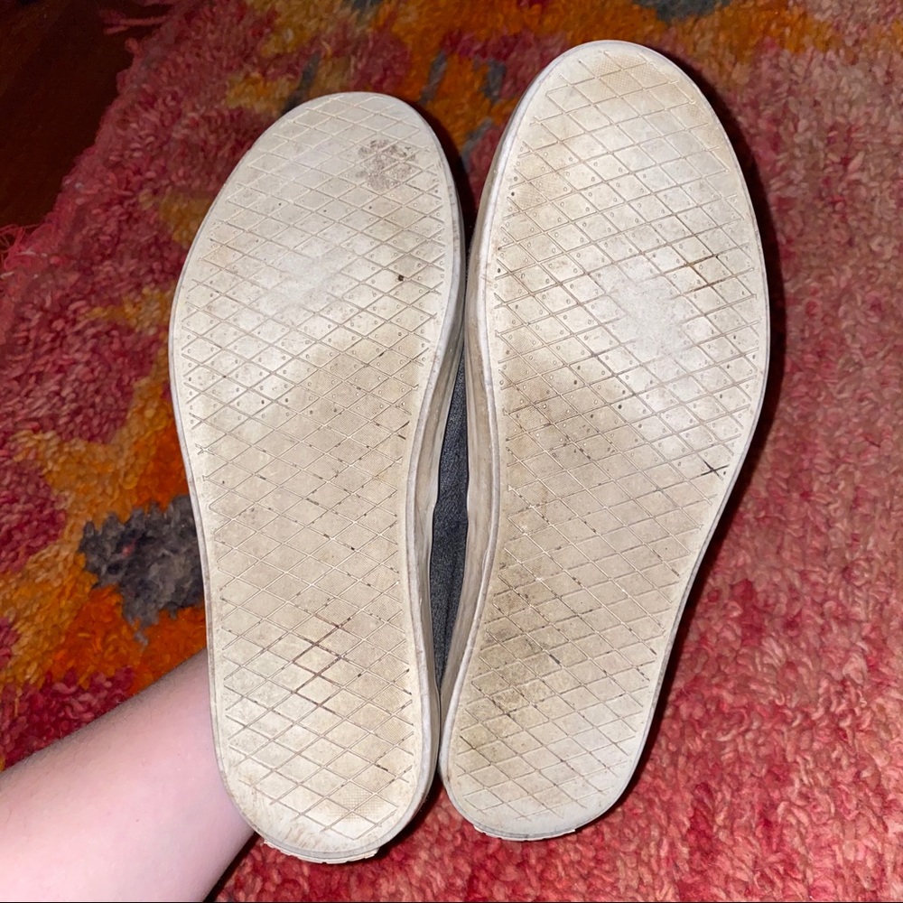 Vans - Picture 8 of 8